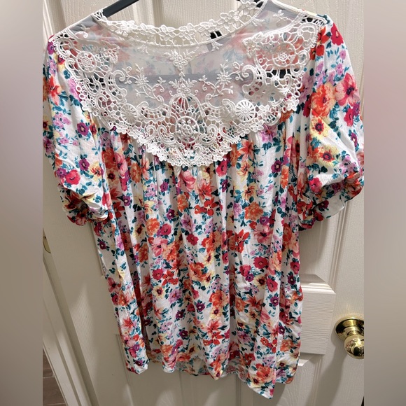 Torrid top - Picture 1 of 3